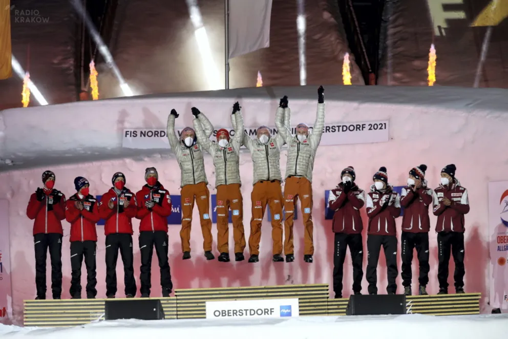 Polska drużyna na podium mistrzostw świata FOTO