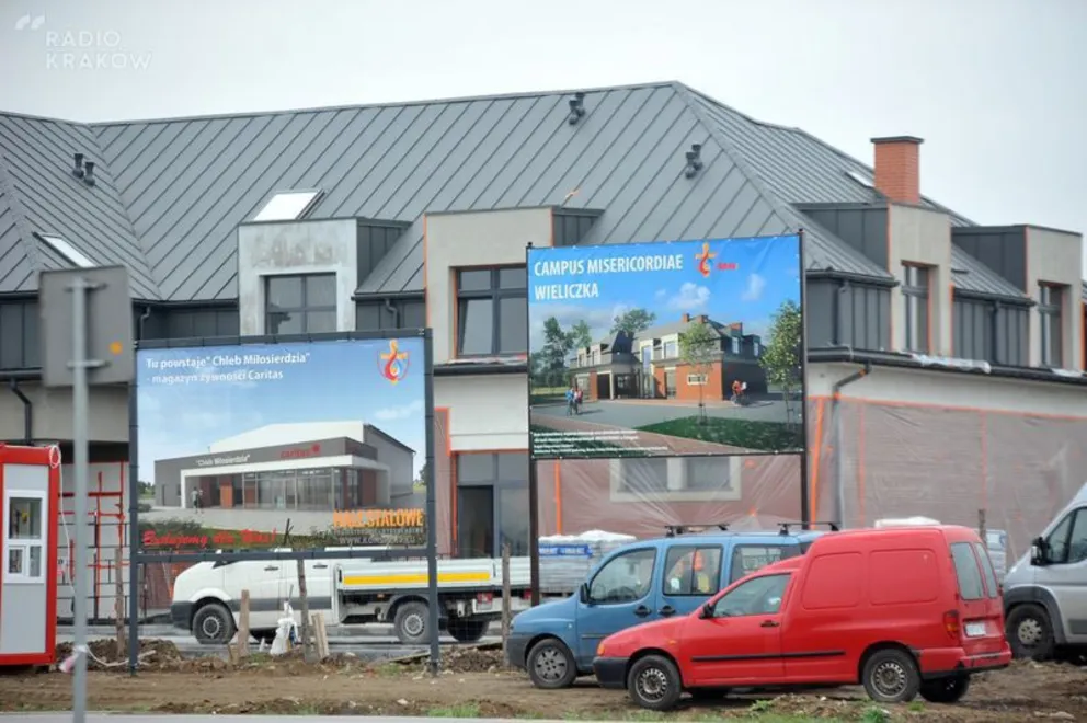Miasto chciało wynająć 3,5-hektarowy parking na czas ŚDM. Do przetargu nie zgłosił się nikt