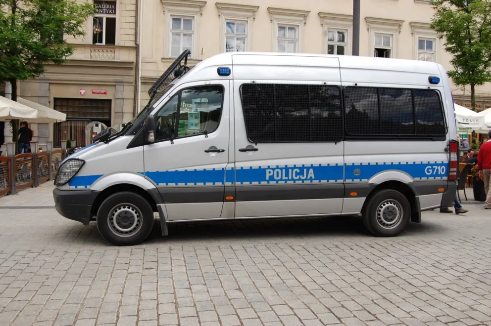 Są wstępne wyniki kontroli w dyskotekach, otworzonych mimo obostrzeń