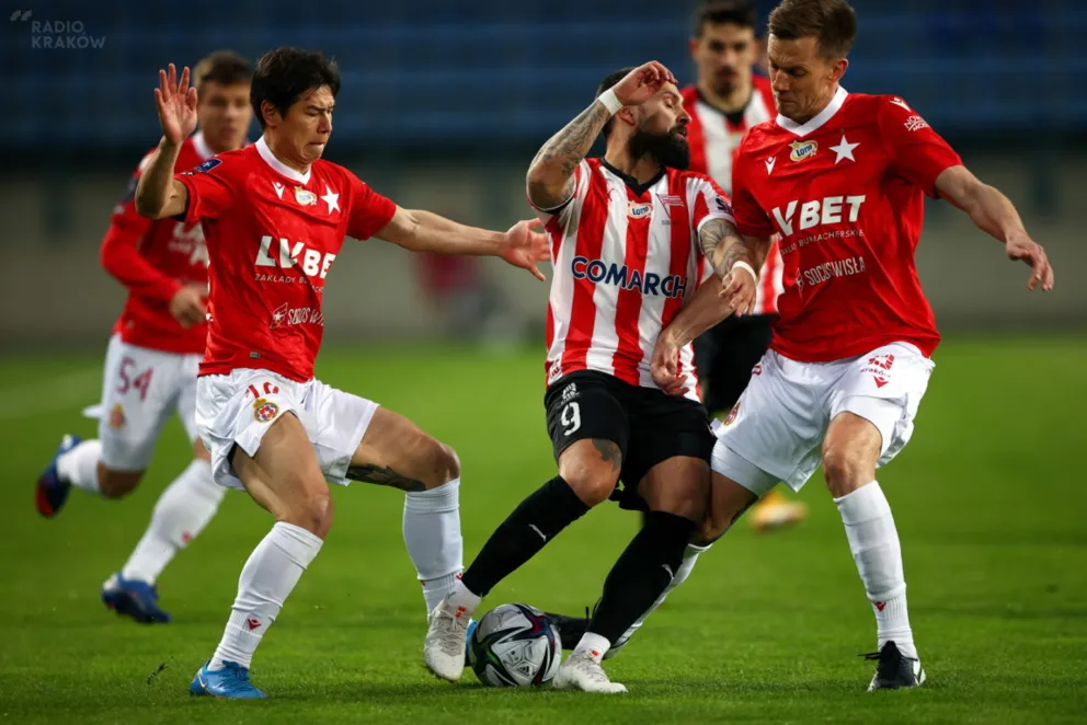 Bezbramkowe derby Krakowa