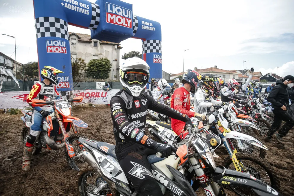Koszmarne warunki hard enduro w Portugalii. FOTO