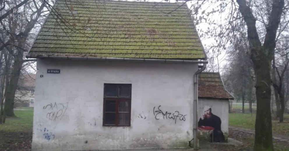 Przed ŚDM Bochnia nie zdąży z przekształceniem budynku na Plantach Salinarnych w miejskie toalety
