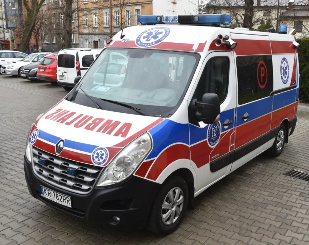 Krakowskie pogotowie ratunkowe przekazało jedną ze swoich karetek szpitalowi we Lwowie