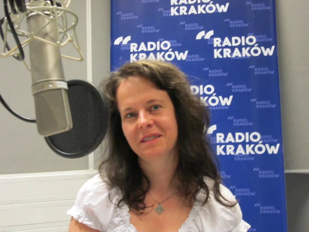 Dlaczego karierę w światowych mediach robi wyrażenie „polskie obozy śmierci”?  Komu to odpowiada i kto za tym stoi? 