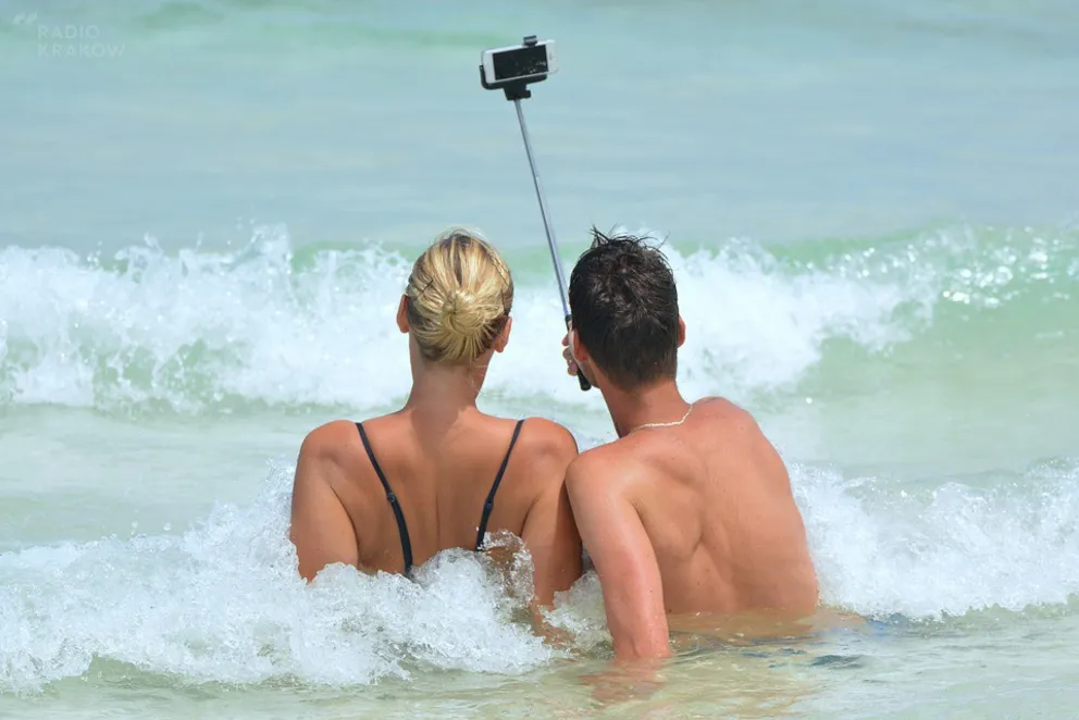 Trendy z Sieci 22.10.16: Selfie jednak nie jest samolubne? 