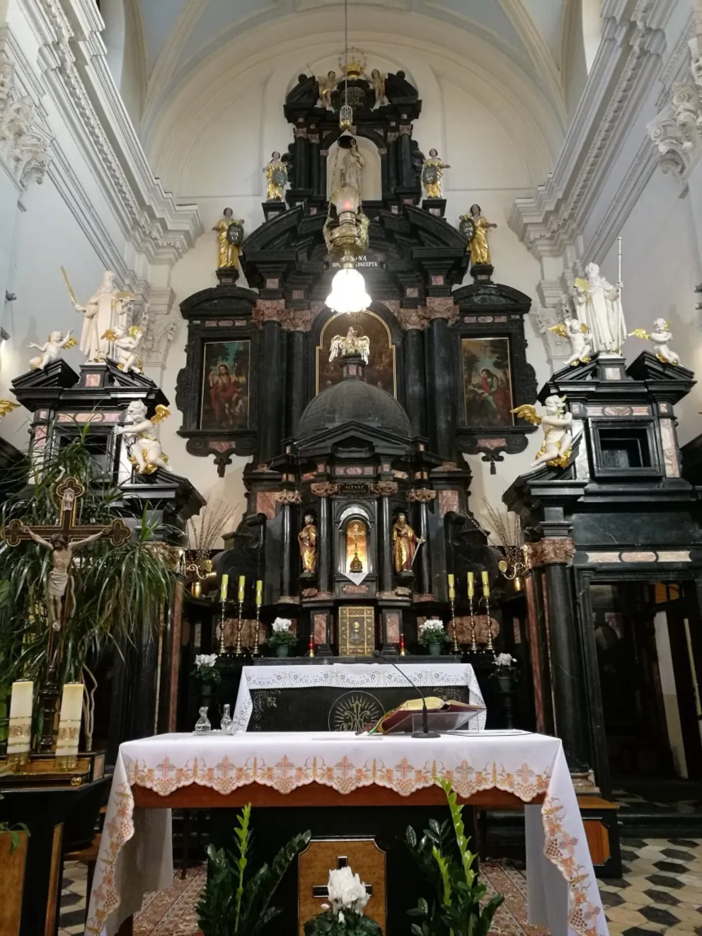 Wędrujemy po Krakowie tropem "Ukrytego sacrum" 