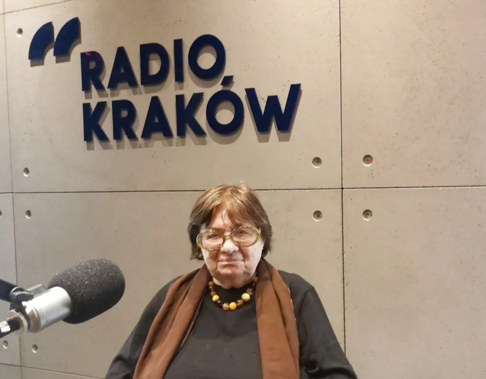 "Dlaczego człowiek kłamie, historia kłamie ?  - pyta w swoich filmach Márta Mészáros