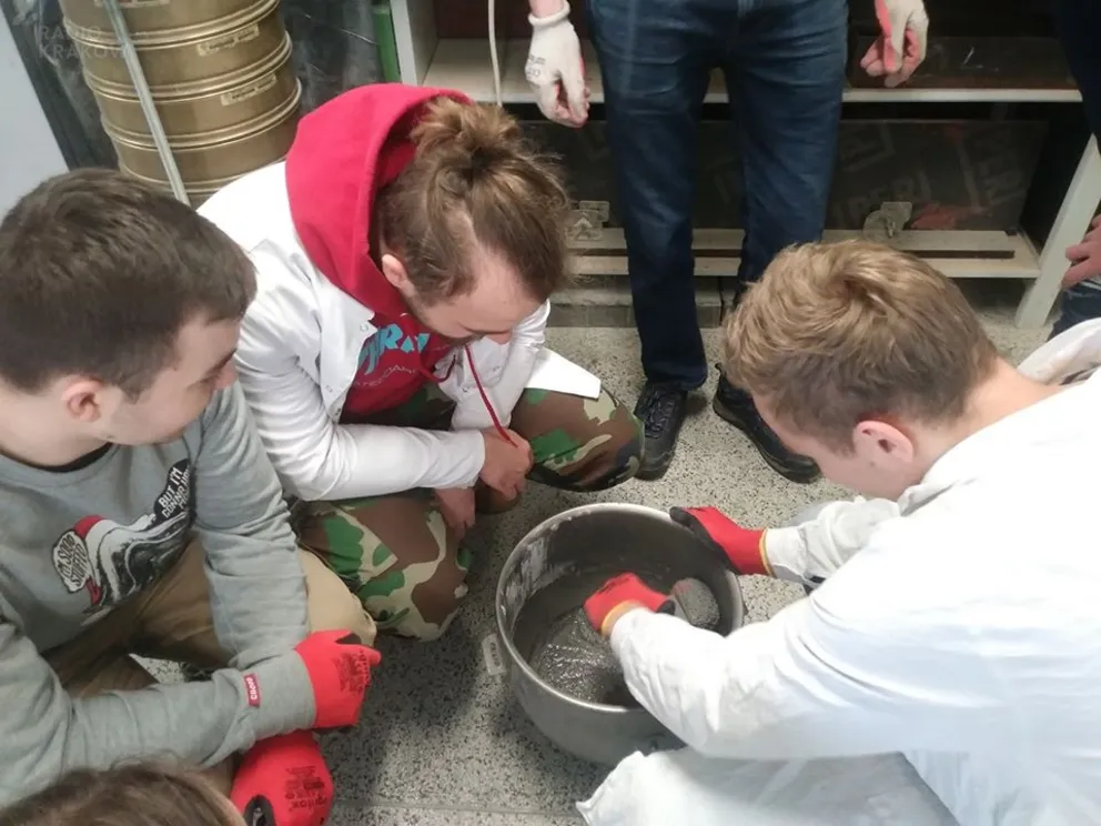 Kajak z ekologicznego betonu