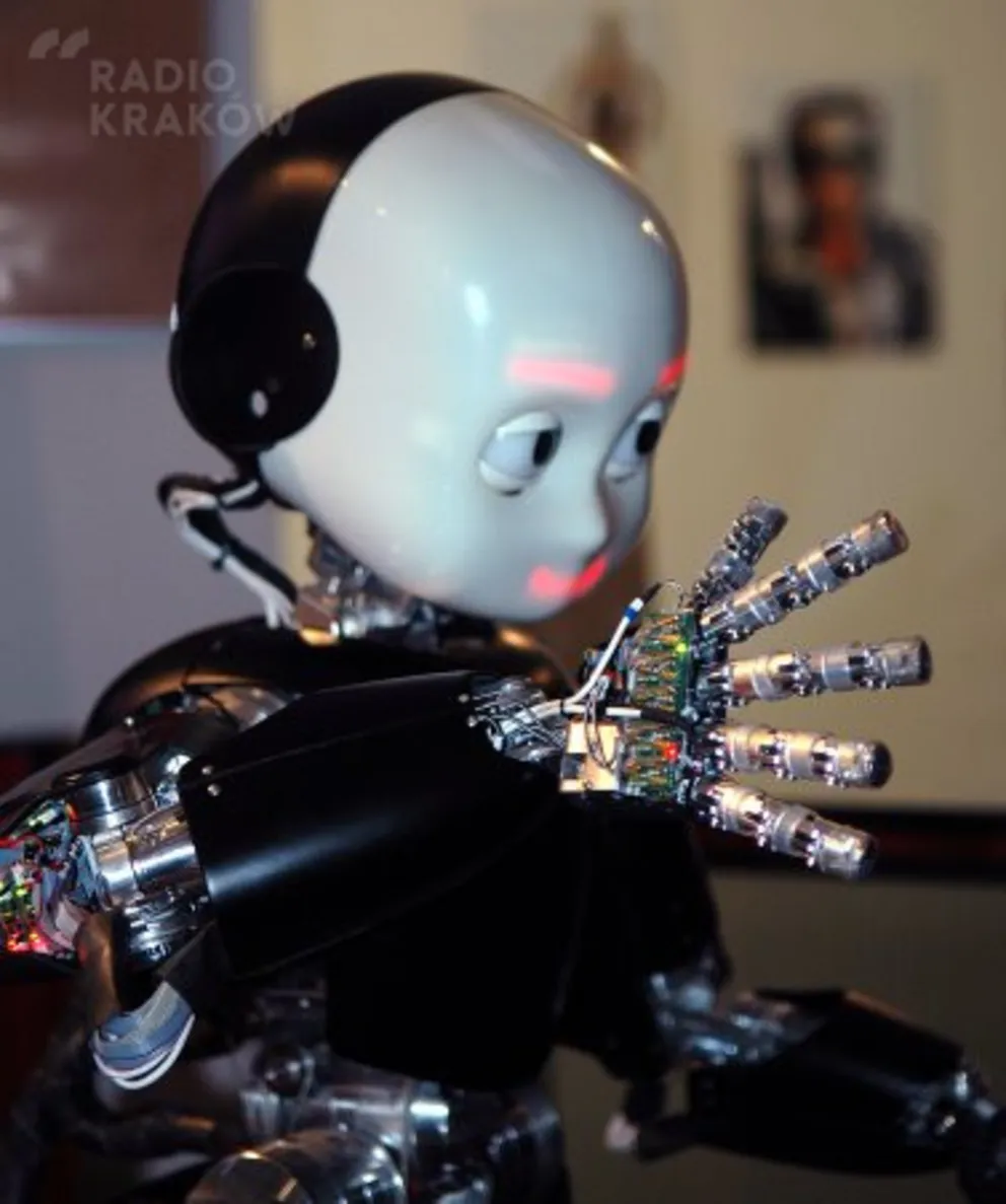 T jak transhumanizm