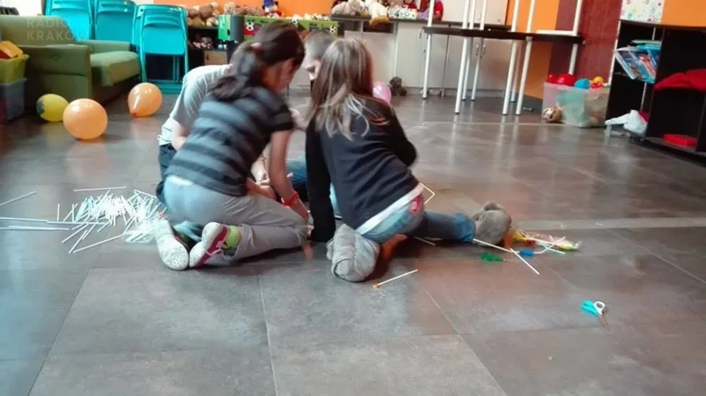 "Tutaj dzieci przychodzą chętnie, bo wszyscy są równi i dla każdego  mamy czas" - fenomen nowohuckiej Centralki
