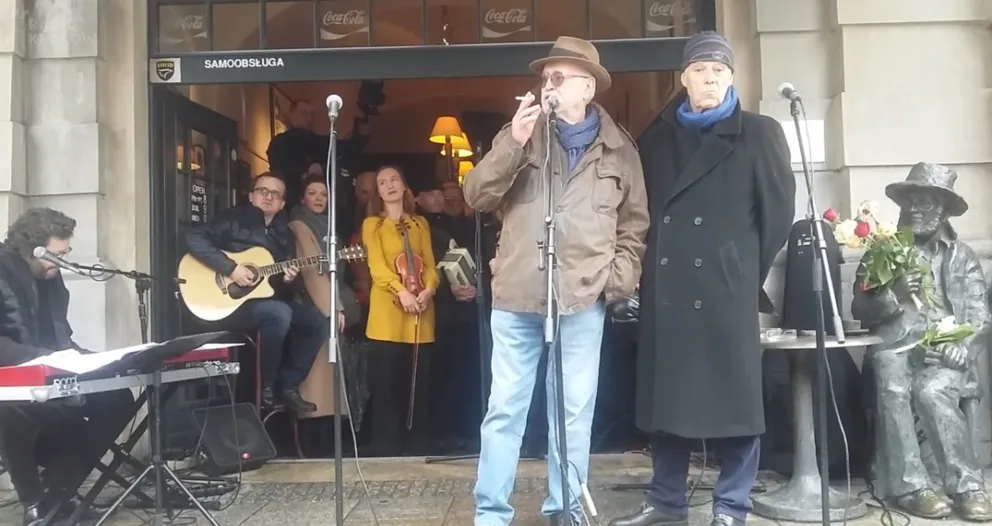 „Konwalie, bzy albo pet” w 20. rocznicę śmierci Piotra Skrzyneckiego