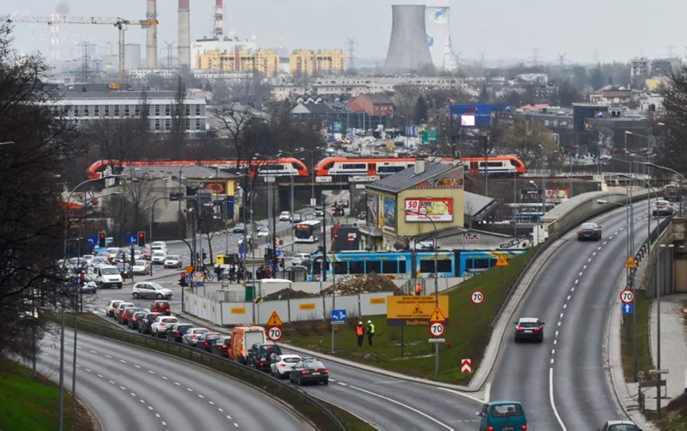 Nie trzeba kopać. Metro w Krakowie już jest