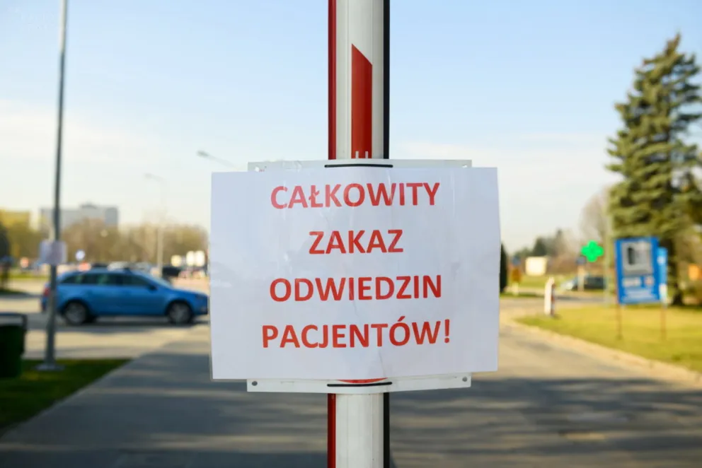 Ministerstwo Zdrowia: ponad 9,5 tys. próbek do tej pory zbadanych pod kątem koronawirusa