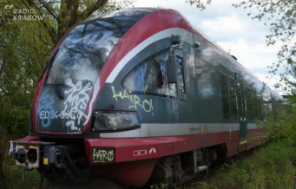 Jest szansa na remont "Edyt" niszczejących na bocznicy w krakowskim Bieżanowie