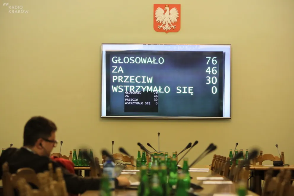 Senat przyjął poprawki do nowelizacji ustaw zdrowotnych związanych z COVID-19