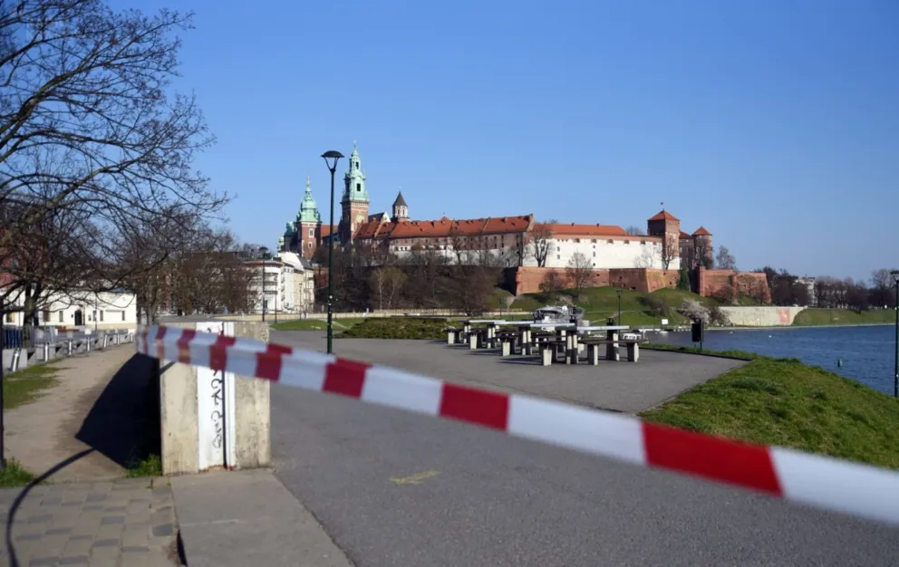 MZ: w czwartek potwierdzono 392 nowe przypadki koronawirusa; 14 osób zmarło. 2.04.2020 RELACJA