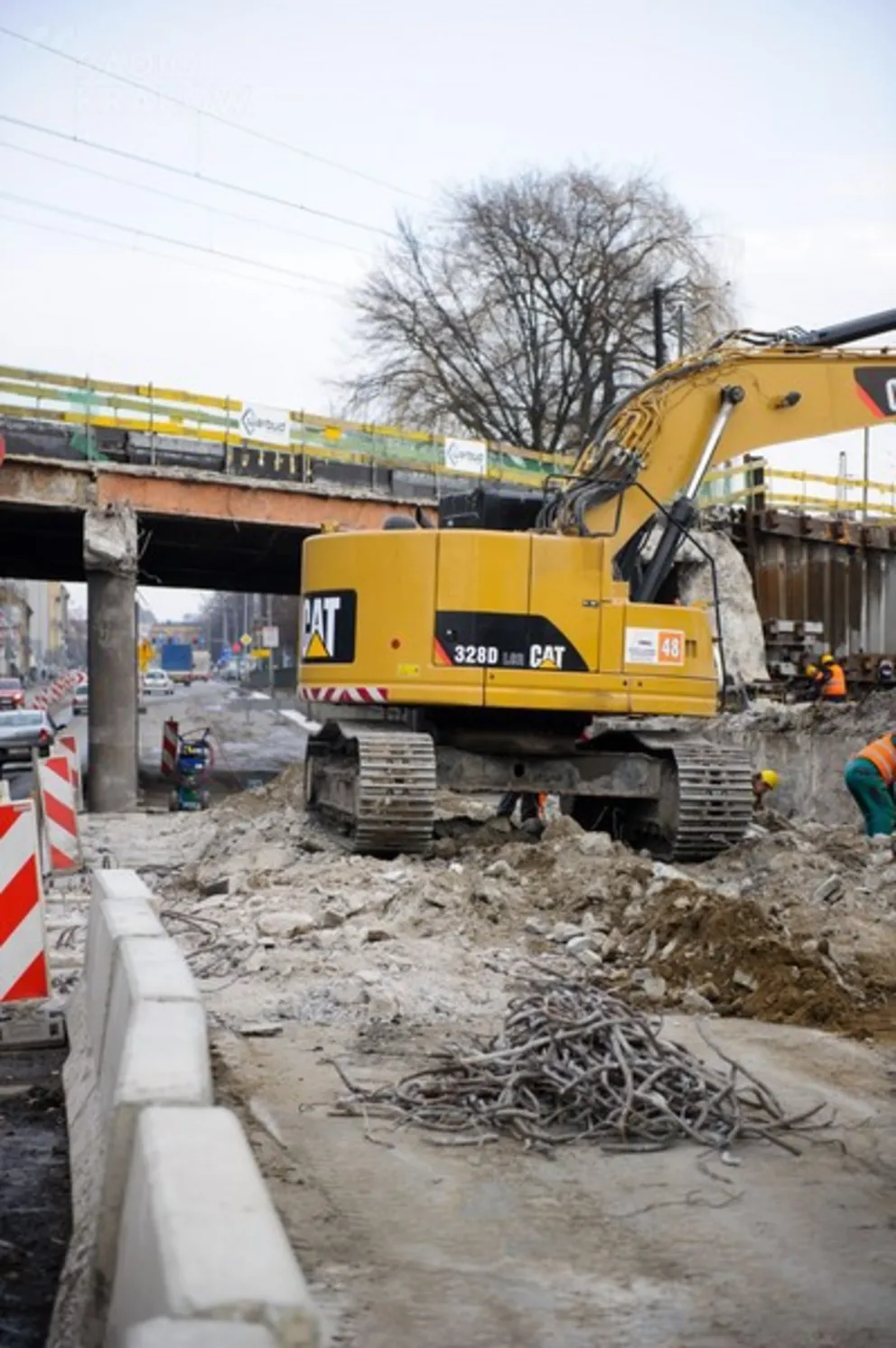 Remont wiaduktu przy ulicy Krakowskiej w Tarnowie (6.02.2014)