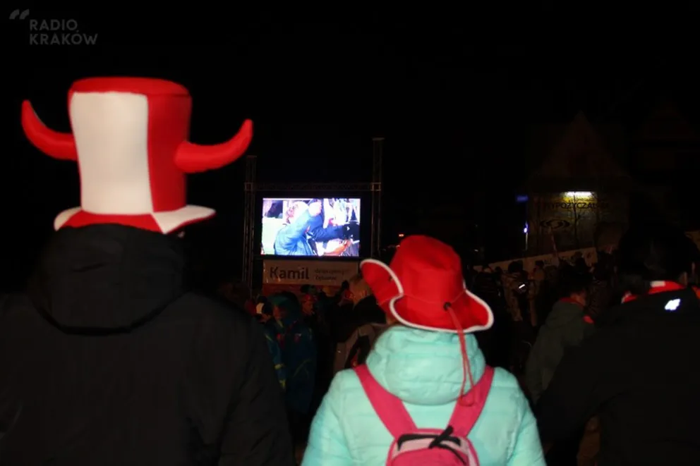 Kibice w Zębie, fot. Przemek Bolechowski