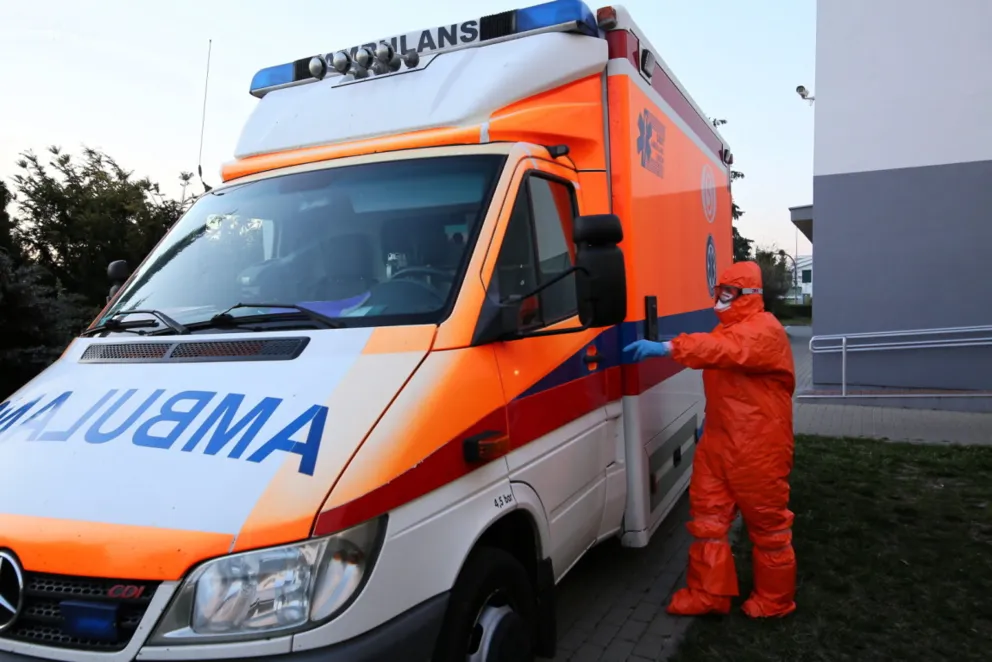 MZ: liczba zakażonych koronawirusem w Polsce przekroczyła 5,5 tys.; 174 zgony