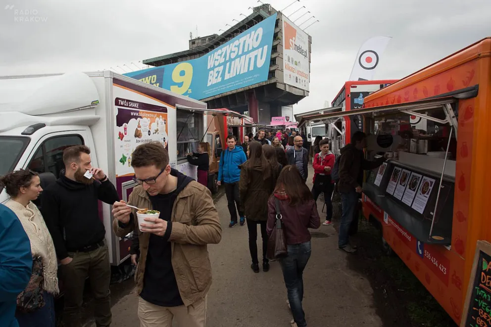 Food truck - tanio, szybko, smacznie