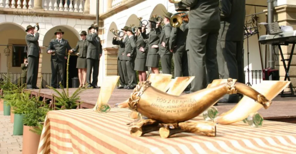 Sygnały z rogów myśliwskich wybrzmią na Zamku w Niepołomicach