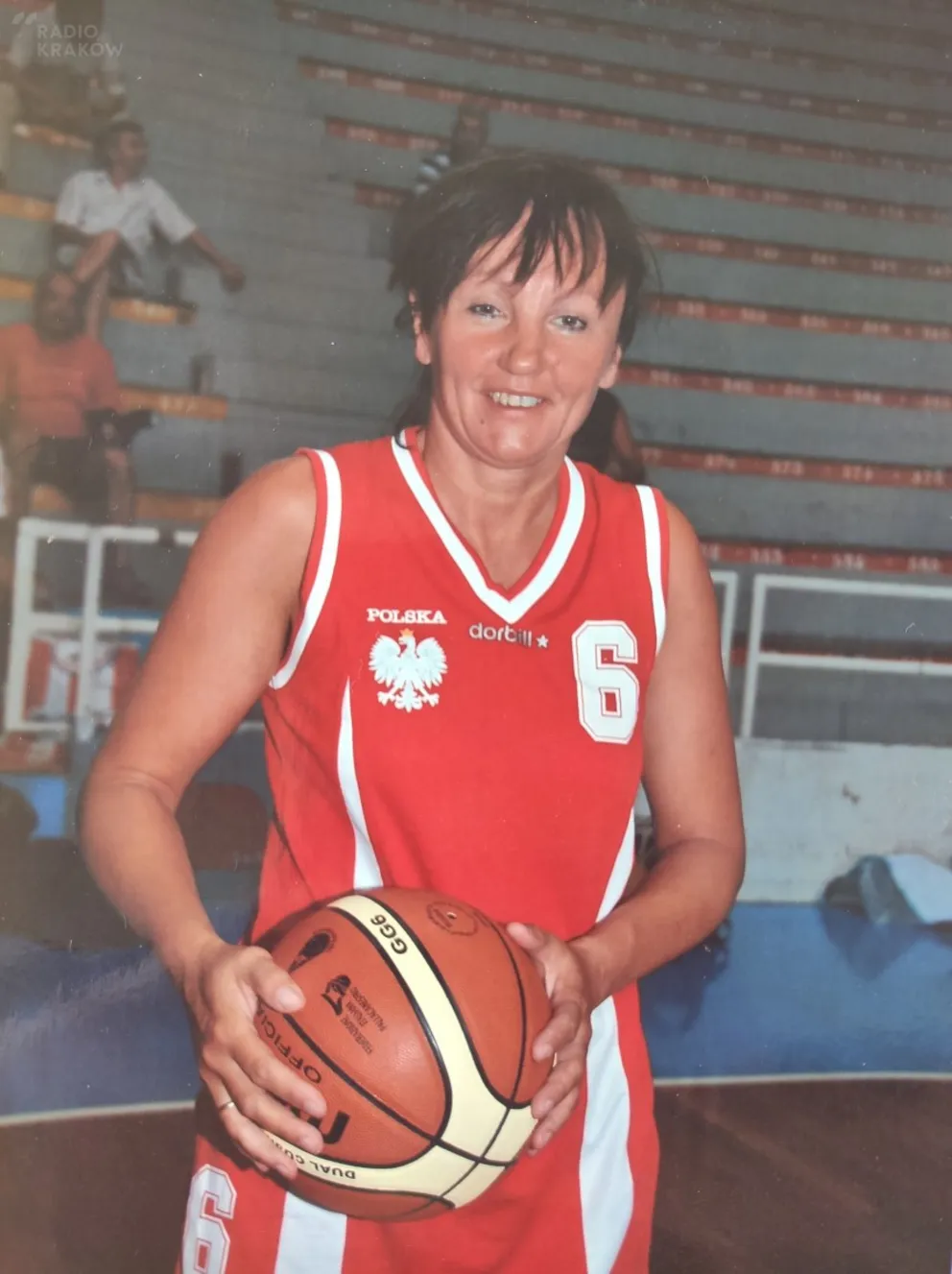 Kto napisał na ścianie "Kochana Marta Starowicz"?