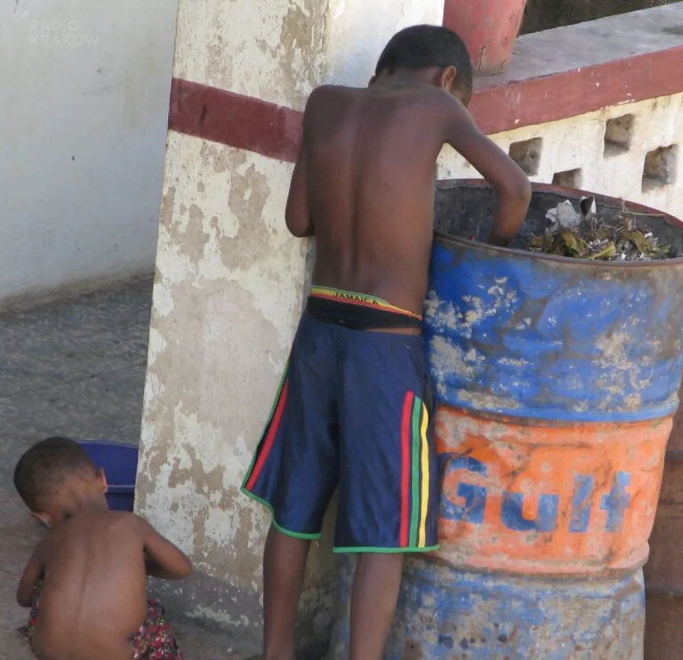 Madagaskar: Tam, gdzie Covid leczy się ziołami...