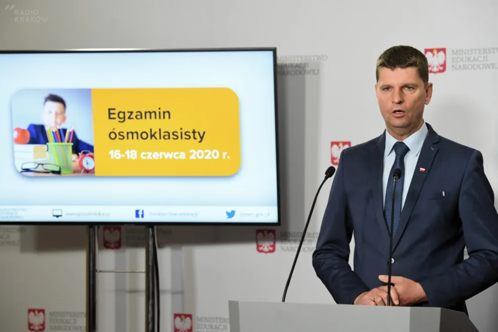 Składanie dokumentów do szkół średnich od 15 czerwca do 10 lipca