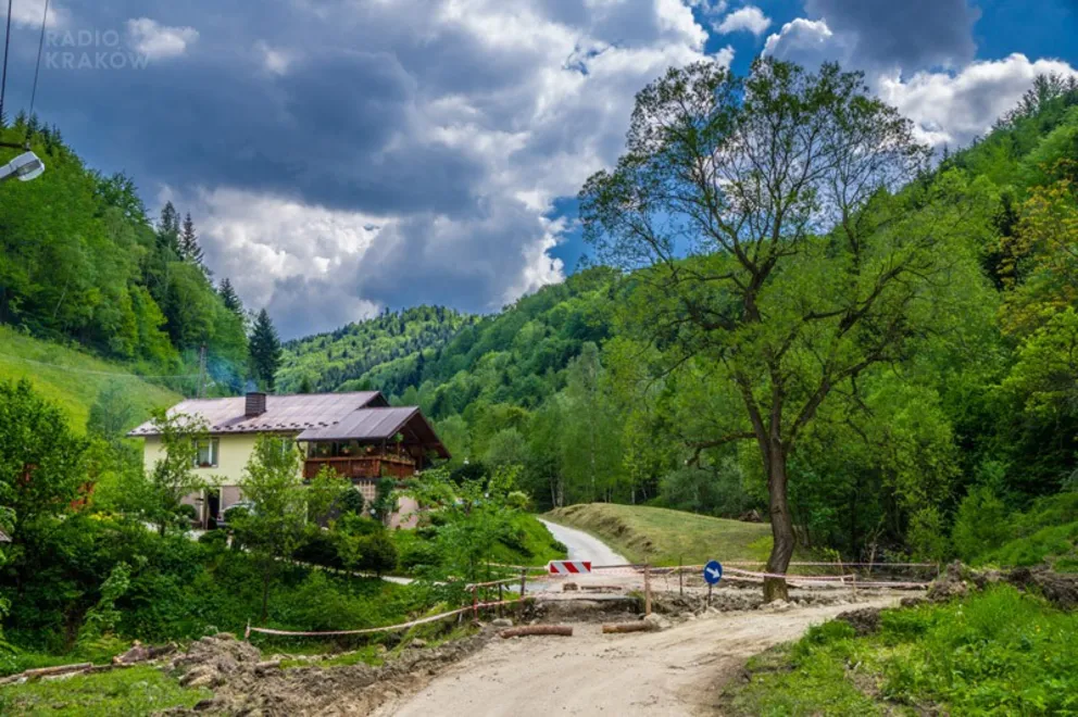 Sądecczyzna: szkody wyrządzone przez "wielką wodę" we wsi Obidza, gm. Łącko (fot. Damian Radziak)