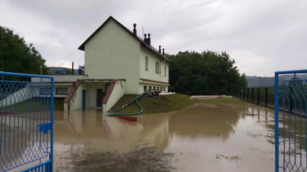 Strażakom oraz służbom gminnym udało się uratować ujęcie wody w Czchowie