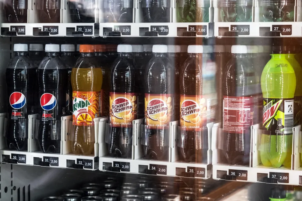 Młodzi tarnowianie kradli napoje z lodówek przy kioskach