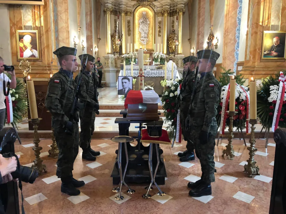 Kpt. Wojciech Stypuła spoczął w wadowickim Panteonie Wyklętych