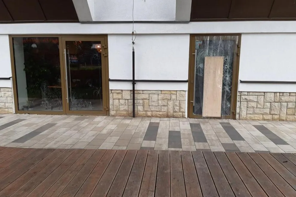 Tarnów: włamanie do bistro sąsiadującego z bankiem