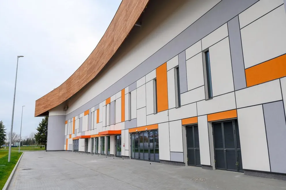 Tarnów: hale sportowe wracają do swoich funkcji