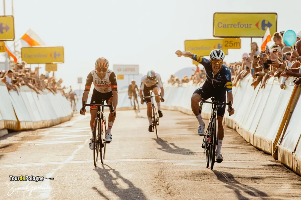 Tour de Pologne 2021. Joao Almeida najlepszy na 2. etapie Tour de Pologne z Zamościa do Przemyśla, Michał Kwiatkowski w ścisłej czołówce