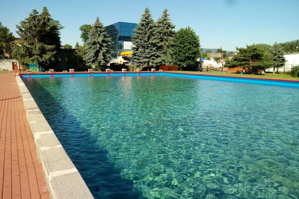 Koniec sezonu na otwartym basenie w Gorlicach