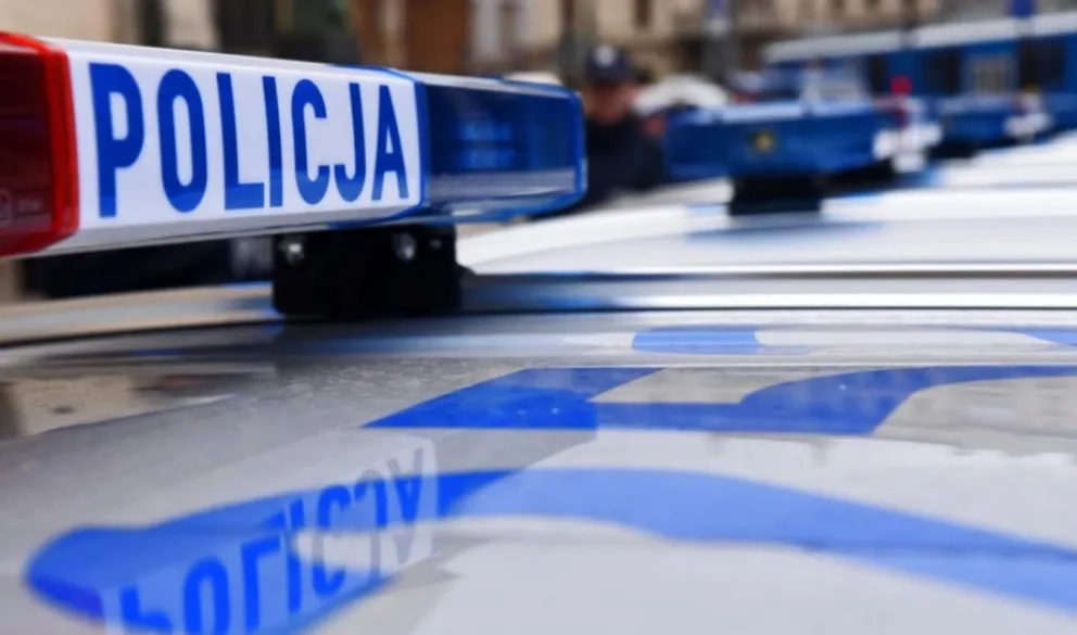 Nieletni chuligani niszczyli mienie publiczne; zatrzymała ich policja