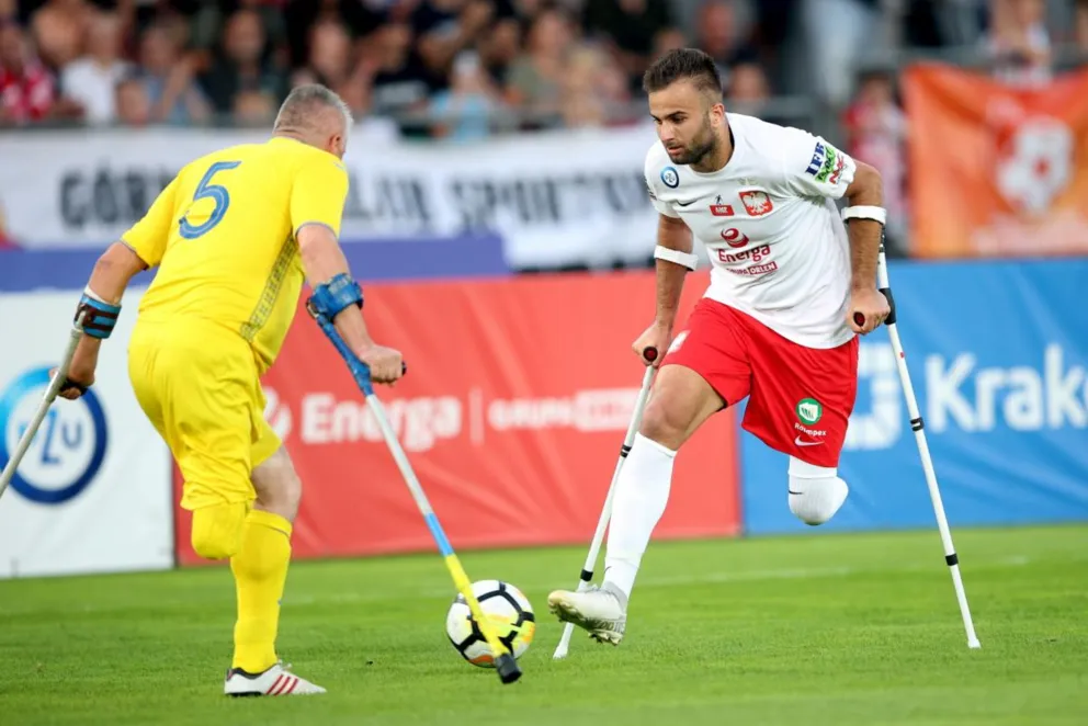 ME w amp futbolu - Polska pokonała Ukrainę w meczu otwarcia