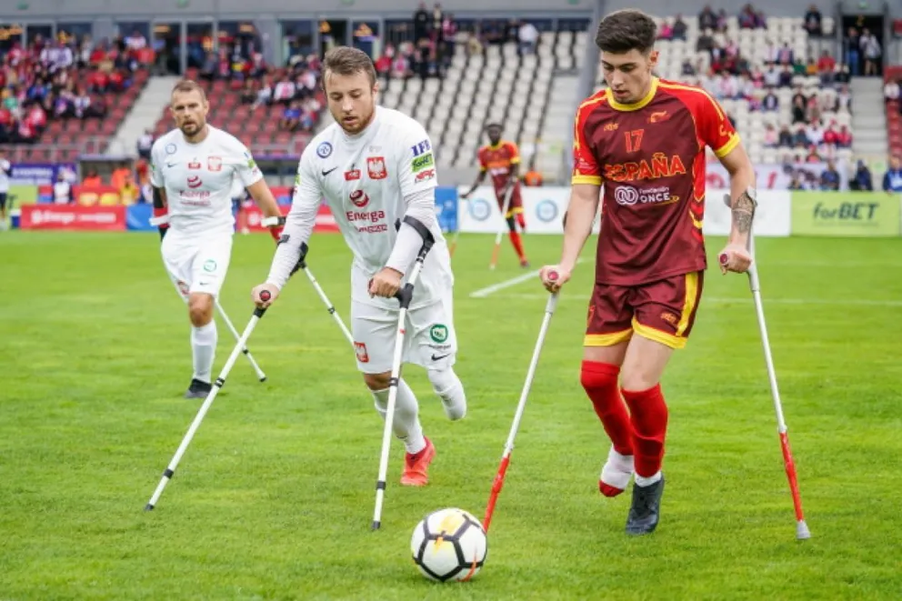 ME w amp futbolu – Polska przegrała z Hiszpanią i zagra o brązowy medal