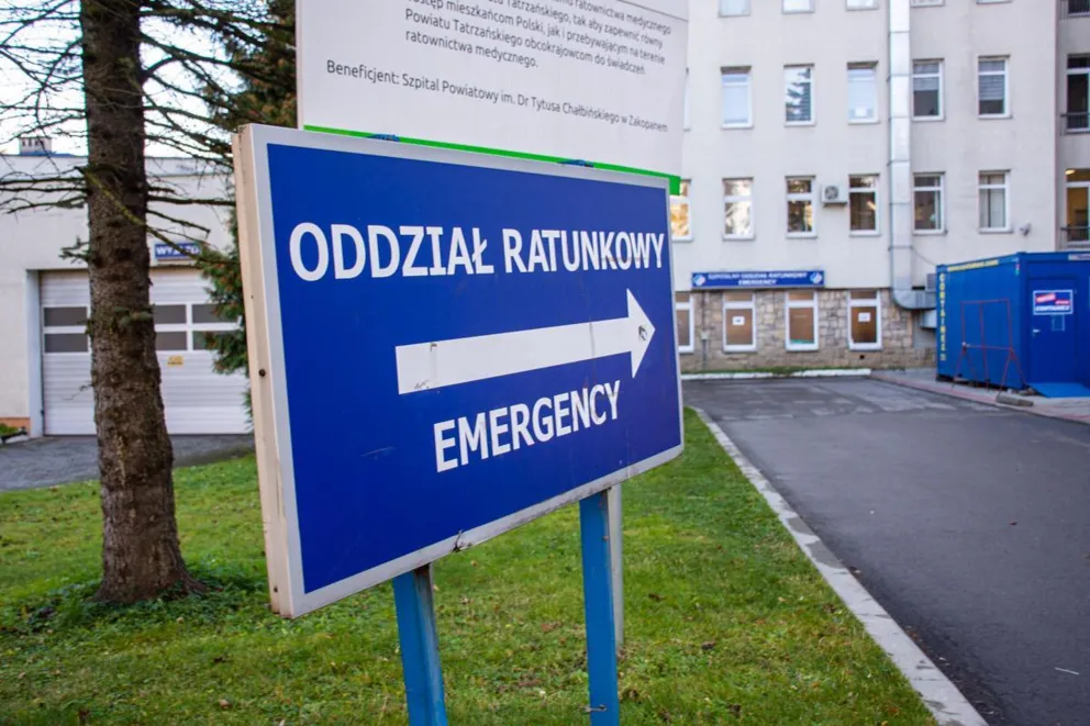 975 nowych zakażeń koronawirusem, zmarło 29 osób z COVID-19