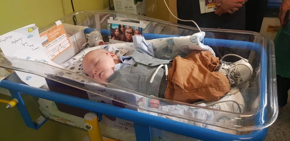 Jeden z najmłodszych w Polsce wcześniaków opuszcza krakowski szpital