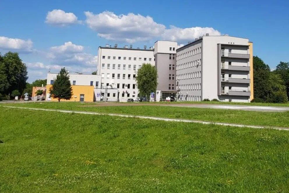 Szpital powiatowy w Oświęcimiu wstrzymał przyjęcia na planowe zabiegi na oddziale wewnętrznym