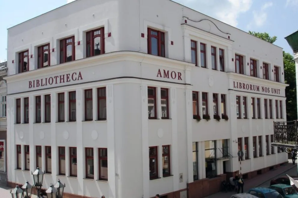 Gorlice: spóźnialscy moga oddać książki do Miejskiej Biblioteki Publicznej bez konsekwencji