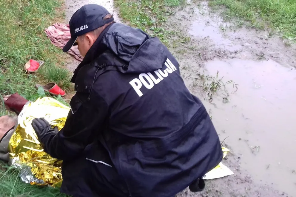 53-latek wpadł do Soły. Wychłodzony, ale żywy trafił pod opiekę ratowników medycznych