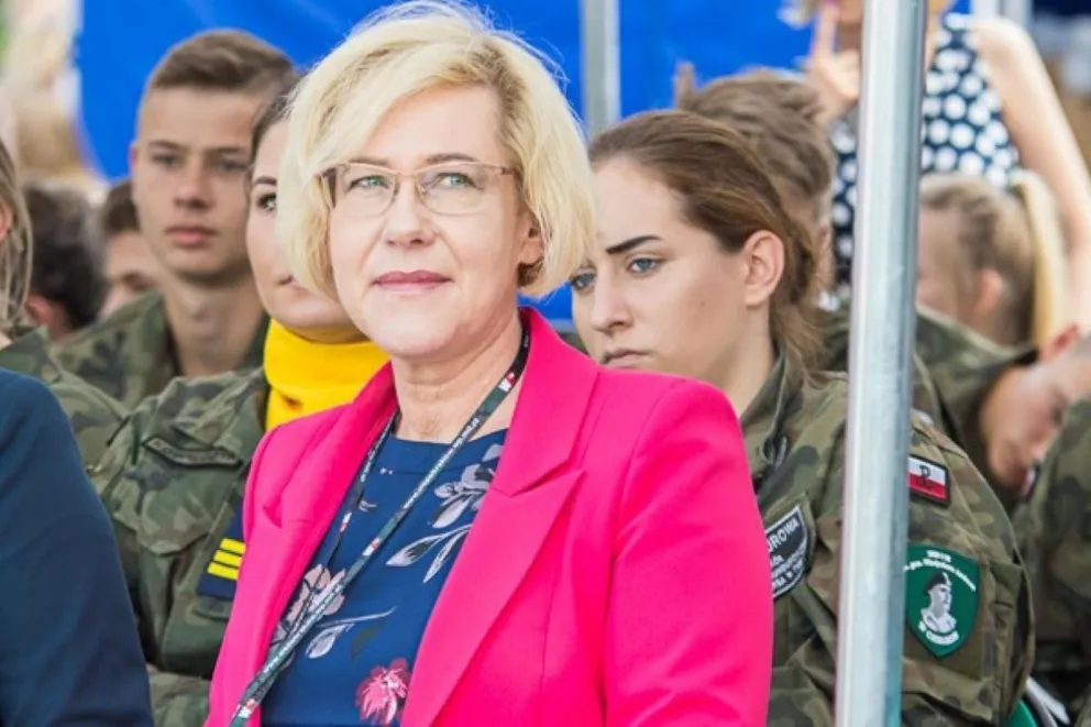 Ministrowie krytykują wypowiedź małopolskiej kurator oświaty o szczepieniach