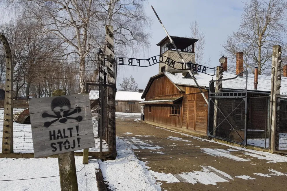 Konserwatorzy zajmą się drewnianym barakiem w byłym obozie Birkenau