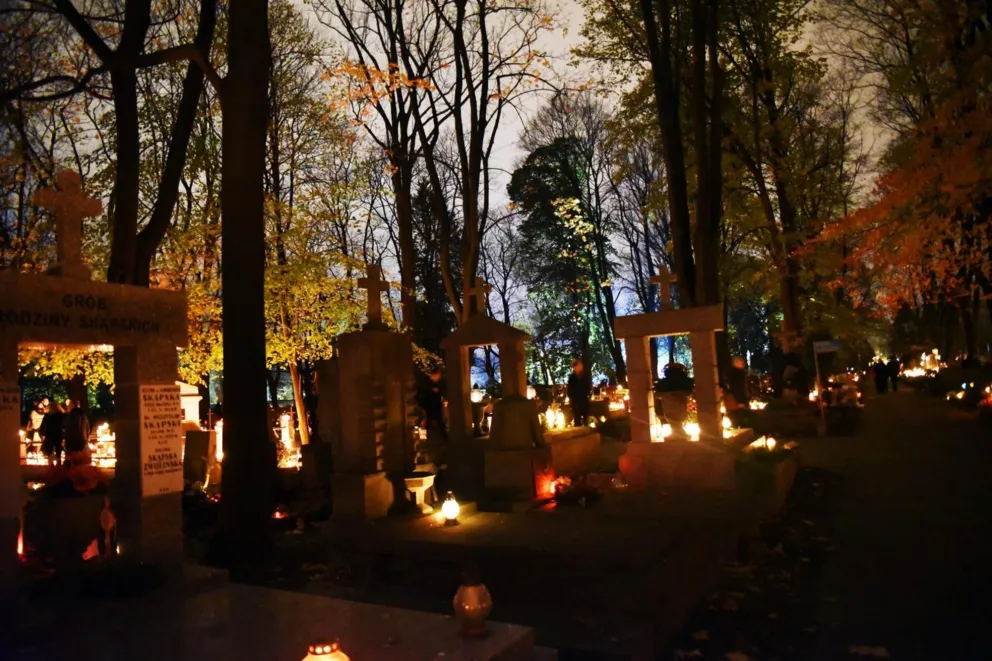 Wydłuża się czas oczekiwania na pochówek w Krakowie