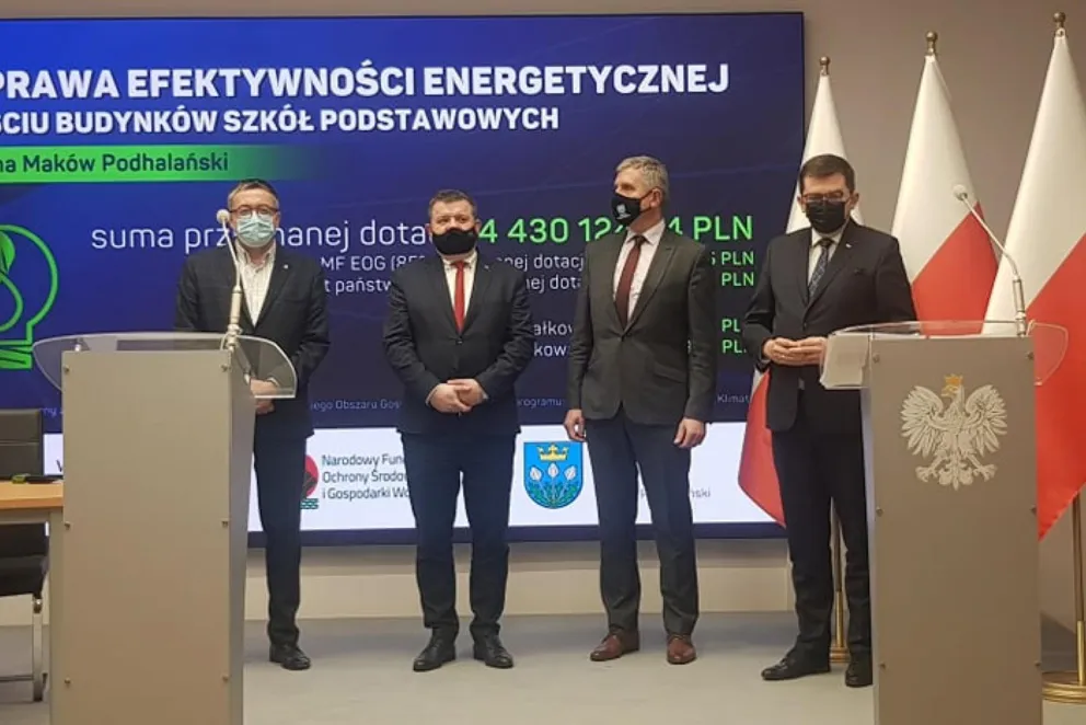 Sześć szkół podstawowych w gminie Maków Podhalański wymieni ogrzewanie i dociepli budynki