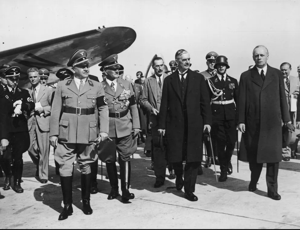 Kryzys dwudziestolecia - prowokująca książka E.H.Carra