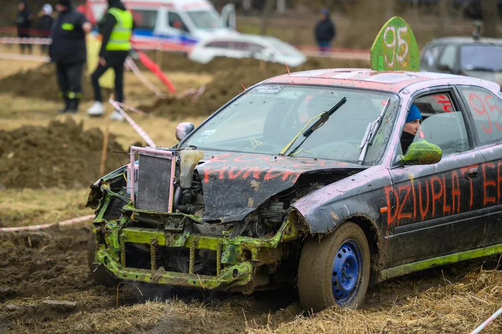 Pogoda utrudniła organizację zawodów WrakRace w Tarnowie